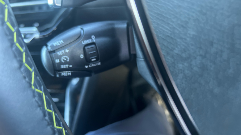 Peugeot 208 1.2 PureTech 100 GT 5dr EAT8 Petrol Hatchback